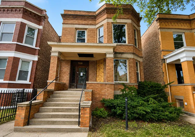 7139-s-saint-lawrence-ave-chicago-il-60619/hzid_4ad8dbea