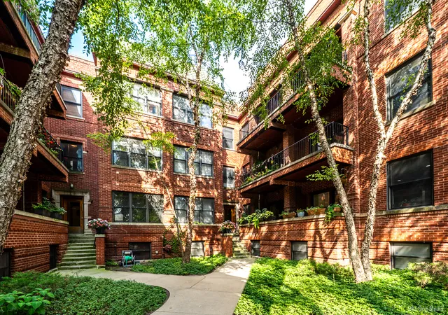 6618-n-ashland-ave-3-chicago-il-60626/hzid_4aa4b227
