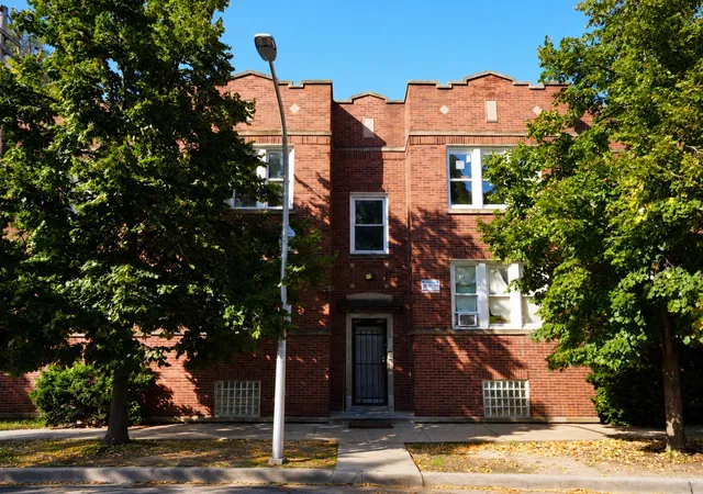 510-w-75th-street-chicago-il-60621/hzid_cf43369c