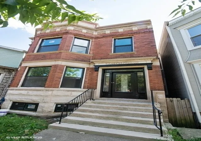 2843-w-fletcher-st-chicago-il-60618/hzid_6e6341dc