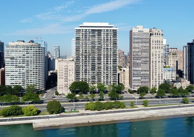 1212-n-lake-shore-dr-15bs-chicago-il-60610/hzid_f37d84d3