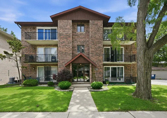 9535-s-54th-avenue-3n-oak-lawn-il-60453/hzid_b2b55113