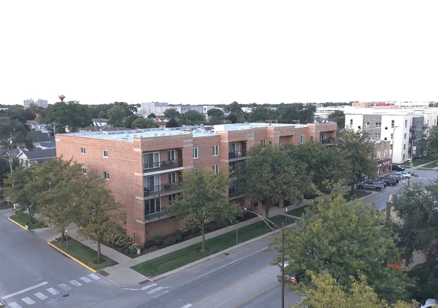 7414-w-irving-park-rd-202-norridge-il-60706/hzid_72d084c6