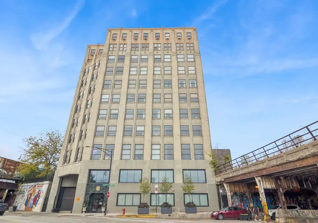 1550-s-blue-is-ave-514-chicago-il-60608/hzid_cab9971b