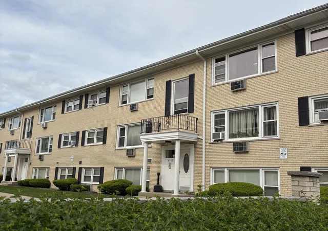 4932-n-leonard-dr-2a-norridge-il-60706/hzid_273509f0