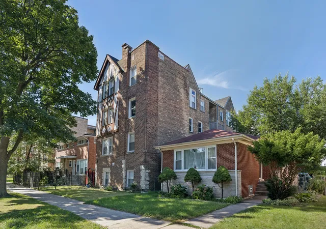 6450-n-troy-st-3w-chicago-il-60645/hzid_add074b7