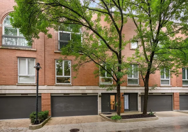 2659-n-greenview-ave-chicago-il-60614/hzid_495cc032