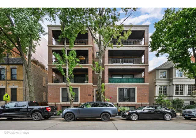 1719-n-burling-st-4n-chicago-il-60614/hzid_3dee69b1