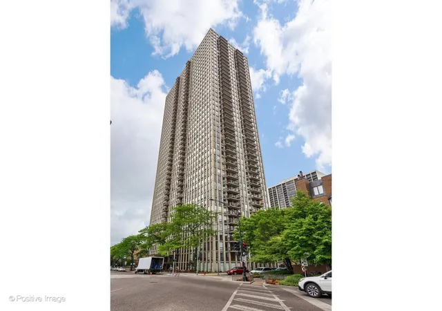 1660-n-lasalle-dr-3403-chicago-il-60614/hzid_7510d29e