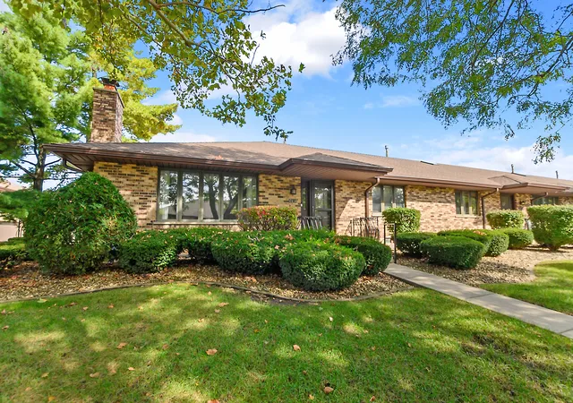 8316-ashley-ln-1272-tinley-park-il-60477/hzid_f63d0c3a