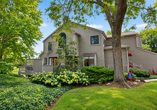 873-w-longmeadow-ct-b-lake-barrington-il-60010/hzid_5d726b47
