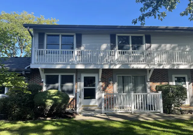 203-emerson-ct-b-bloomingdale-il-60108/hzid_613b8256