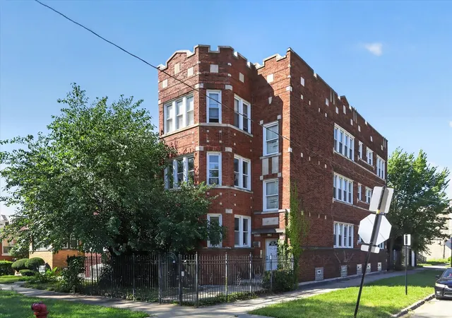 7700-s-laflin-st-chicago-il-60620/hzid_fa881763