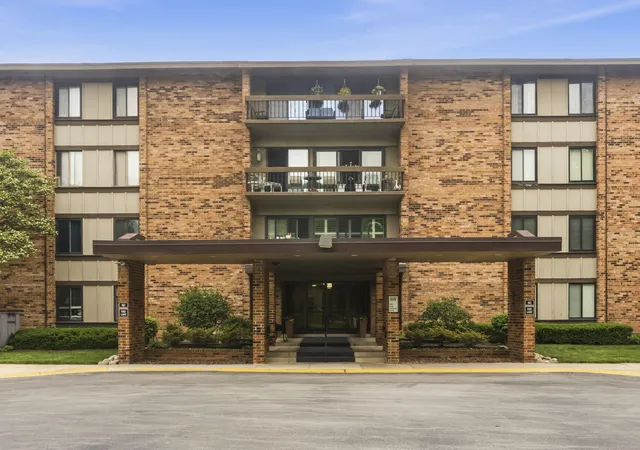 101-lake-hinsdale-dr-108-willowbrook-il-60527/hzid_7b866319