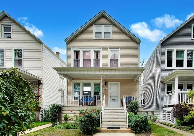 4132-n-maplewood-ave-chicago-il-60618/hzid_97d027b9