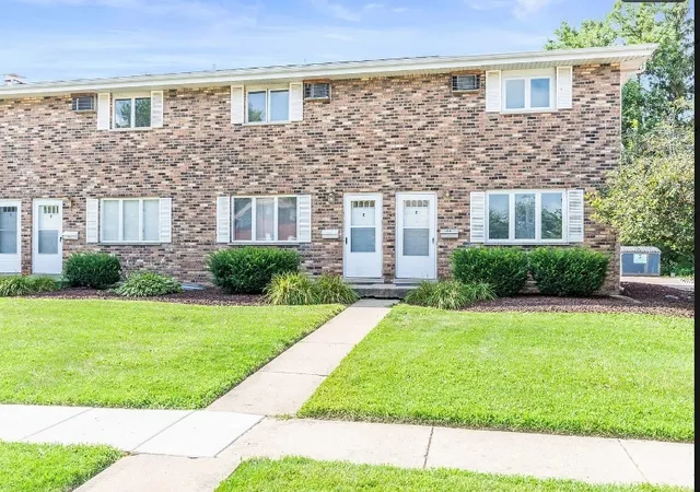 110-town-crst-dr-e-new-lenox-il-60451/hzid_a78aa9c6