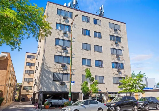 7540-n-ridge-blvd-2c-chicago-il-60645/hzid_1f1e91ff