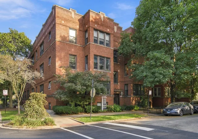 5357-n-paulina-st-2-chicago-il-60640/hzid_8d25b4a3