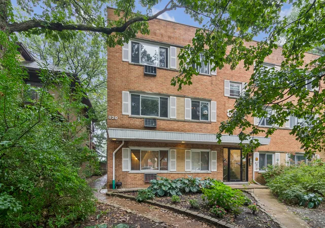 820-seward-st-2f-evanston-il-60202/hzid_6248433e