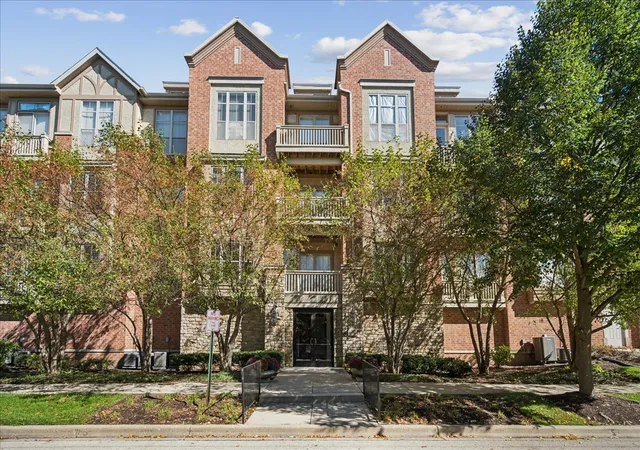 1781-tudor-ln-204-northbrook-il-60062/hzid_0ac5dfcb