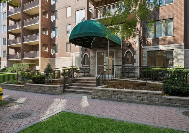 10-s-wille-st-309-mount-prospect-il-60056/hzid_72ffb2b9