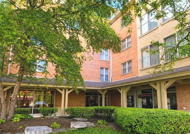 100-n-bokelman-st-429-roselle-il-60172/hzid_a60777a2