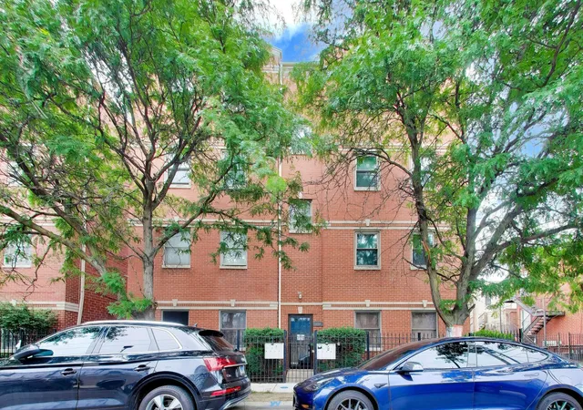 519-s-maplewood-ave-4n-chicago-il-60612/hzid_8f86e39f