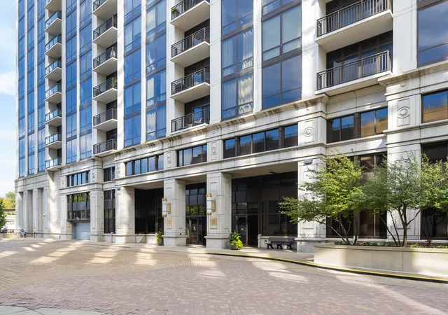 233-e-13th-street-510-chicago-il-60605/hzid_236bba19