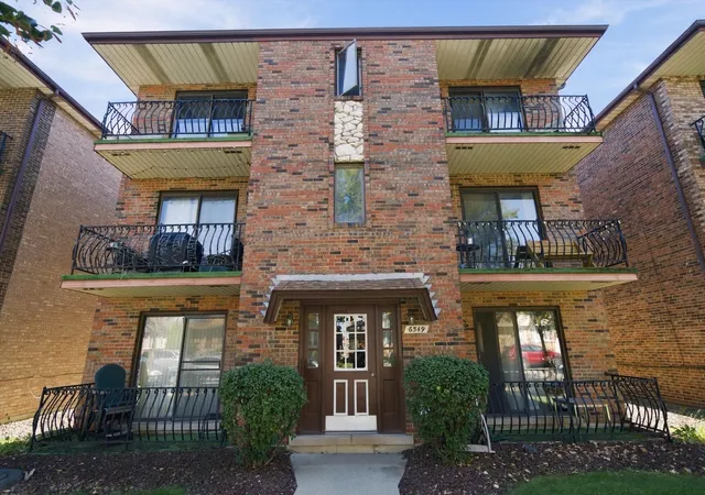 6545-w-64th-place-2w-chicago-il-60638/hzid_b7bb6ca4