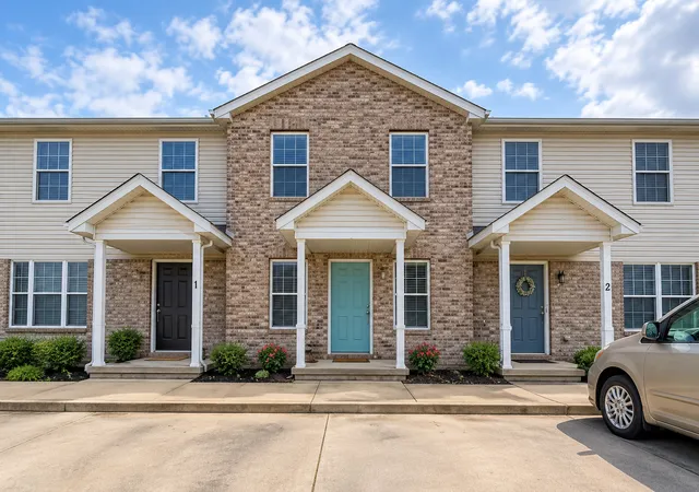 1102-lockenvitz-ln-3-bloomington-il-61704/hzid_8fe8cb7c