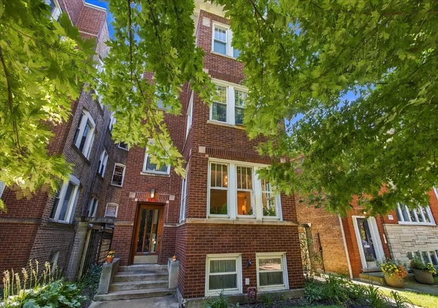 1625-w-rascher-ave-1-chicago-il-60640/hzid_316a6231