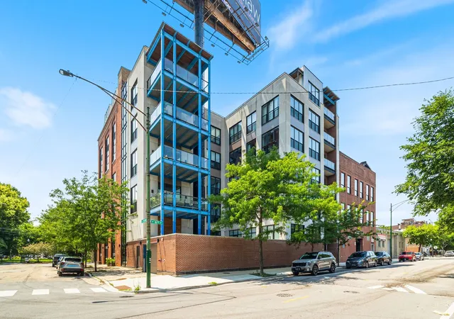 1600-s-jefferson-st-201-chicago-il-60616/hzid_580883ec