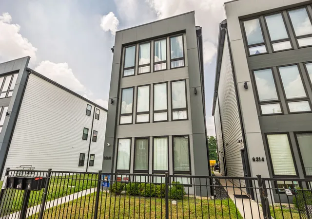 6316-s-evans-ave-chicago-il-60637/hzid_6ecd84a7