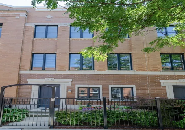 1125-w-monroe-st-chicago-il-60607/hzid_42b165e0