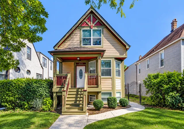 4313-n-ridgeway-ave-chicago-il-60618/hzid_2984b631