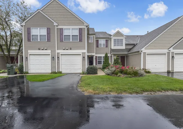 2219-waterleaf-ct-102-naperville-il-60564/hzid_1516f000