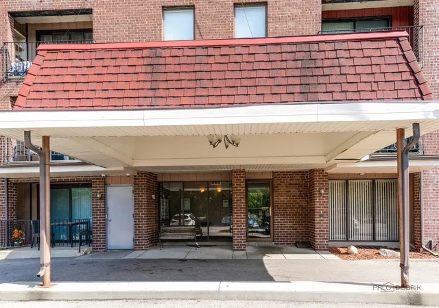 6330-lincoln-ave-2a-morton-grove-il-60053/hzid_bf154051
