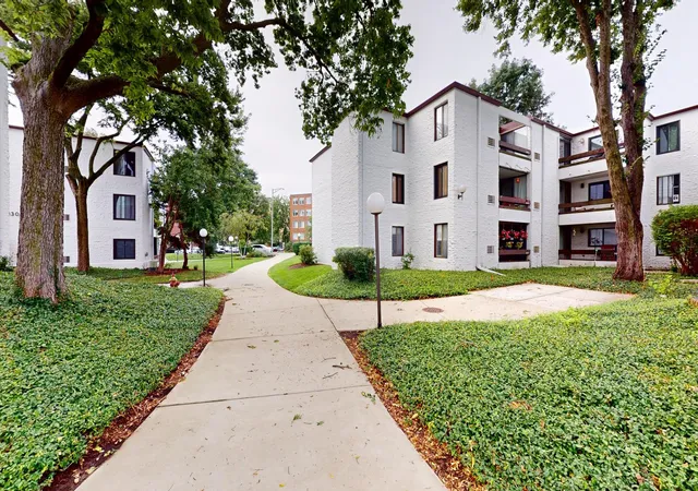 334-w-miner-st-3b-arlington-heights-il-60005/hzid_c98caa8b