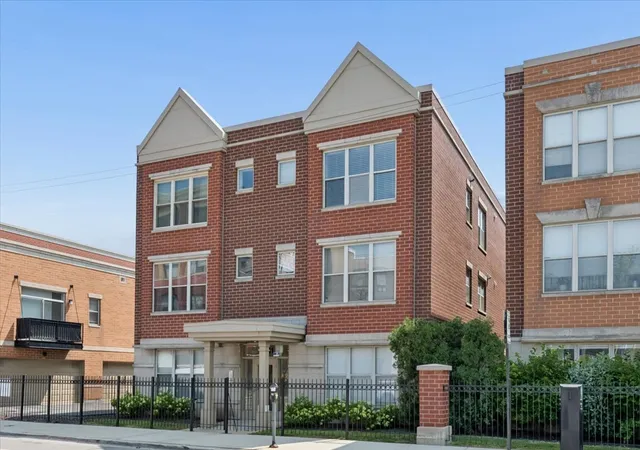 1341-n-halsted-st-3n-chicago-il-60642/hzid_534a1d55