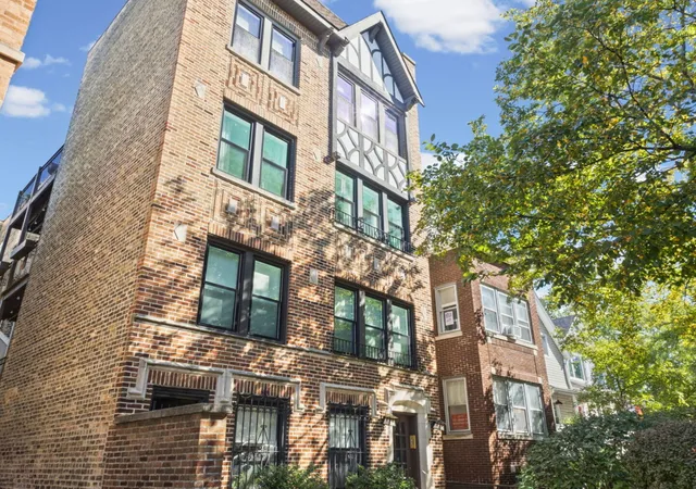 4909-n-janssen-ave-2w-chicago-il-60640/hzid_0971d6b9