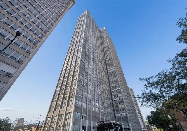 655-w-irving-park-rd-502-chicago-il-60613/hzid_24025617