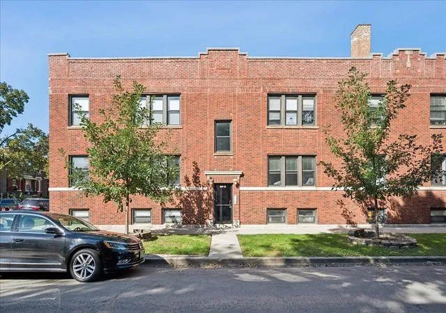 3318-w-byron-st-1-chicago-il-60618/hzid_91576978