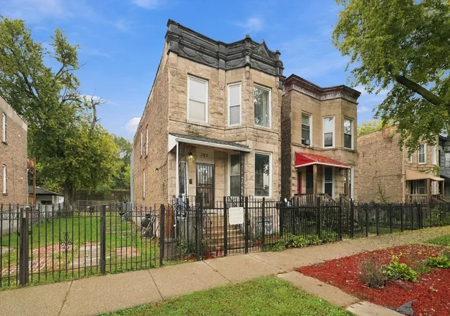 3912-w-fillmore-st-chicago-il-60624/hzid_5c28748b