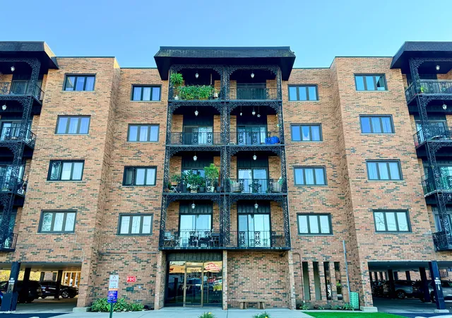 9355-landings-ln-503-des-plaines-il-60016/hzid_6d0b1f42