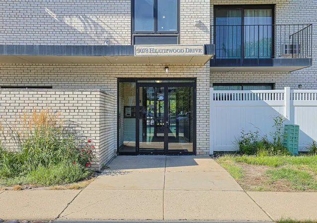 9078-heathwood-dr-2b-niles-il-60714/hzid_72931b29