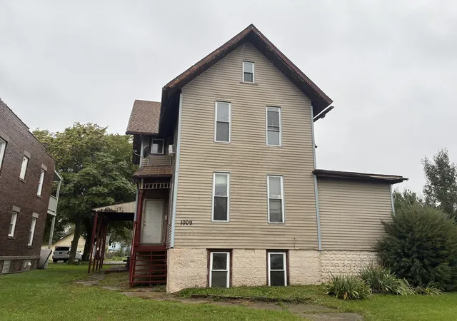1009-7th-street-rockford-il-61104/hzid_c1f2ca02
