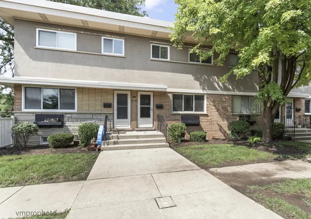 606-s-milwaukee-ave-b-libertyville-il-60048/hzid_c24b5621
