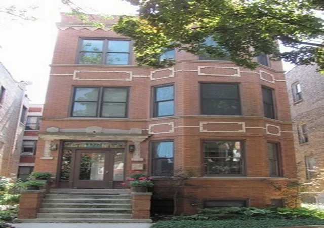 2335-w-iowa-st-1g-chicago-il-60622/hzid_c1c4c57a