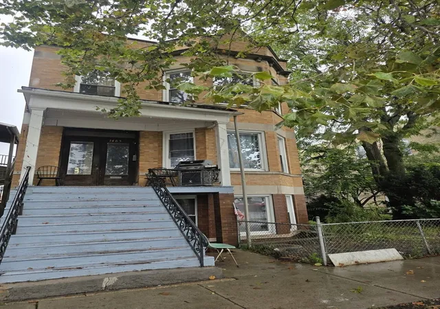 1465-n-kedvale-ave-chicago-il-60651/hzid_b22d218b