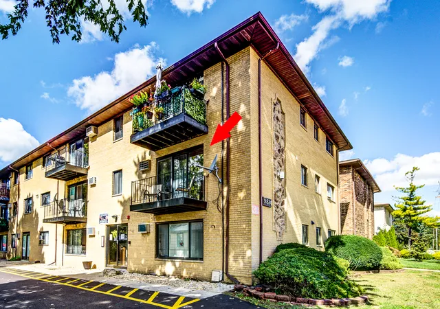 9814-sayre-ave-204-chicago-ridge-il-60415/hzid_1b78e8fb